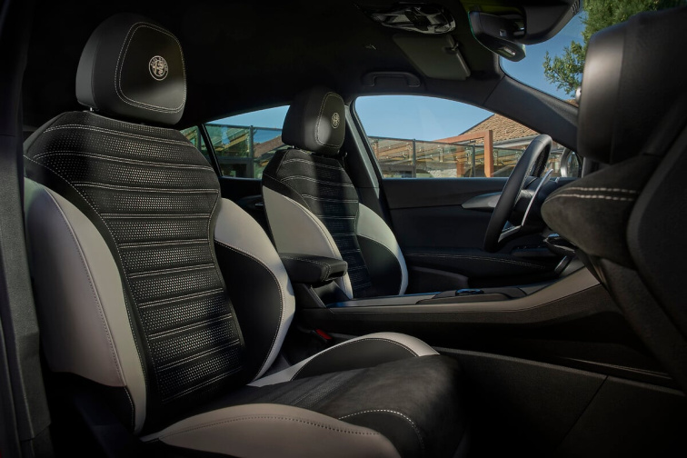 Nová Alfa Romeo Tonale: sportovnější a emotivnější než kdy dříve