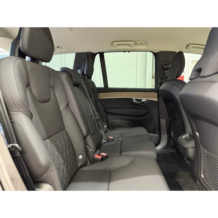 VOLVO XC90 B5 2.0L 250+14 HP AT8 AWD PLUS Bright (benzín) s01-56243