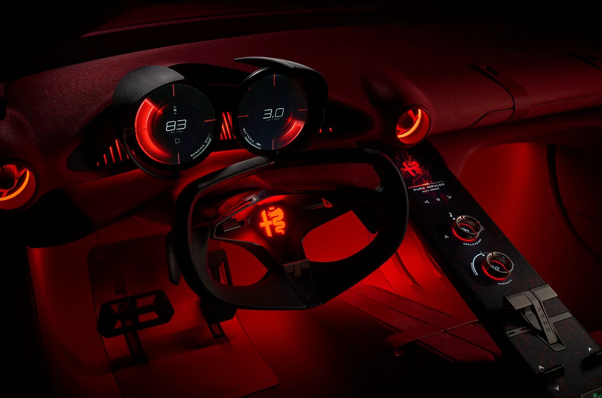 Světová premiéra konceptu Alfa Romeo Cuorerosso