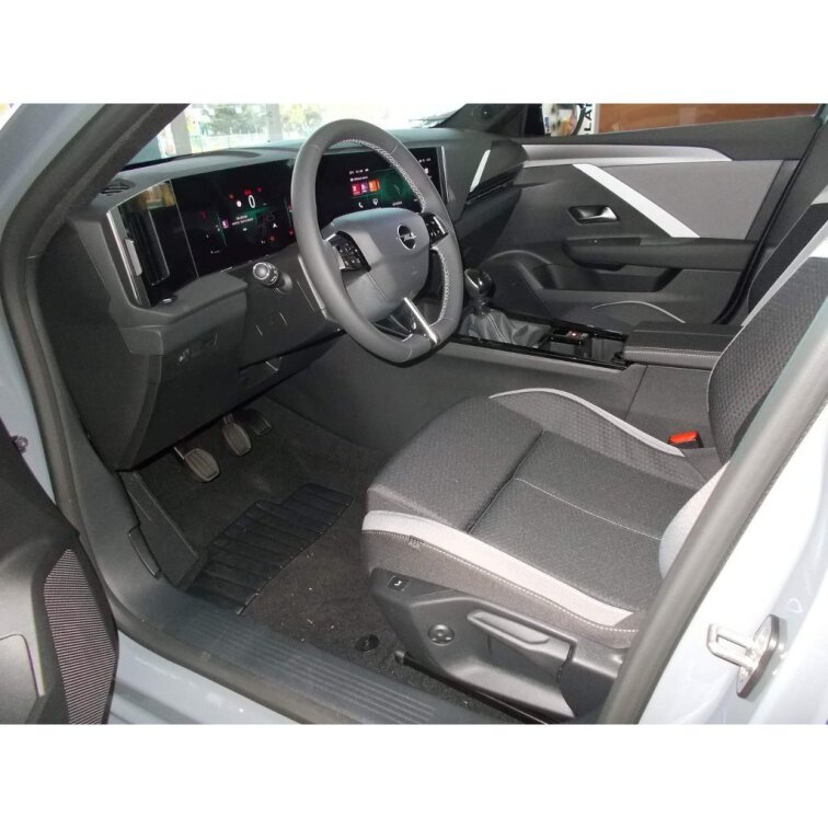 OPEL ASTRA Edition ST 1.2 TURBO (96kW/130k) MT6 s03-55823