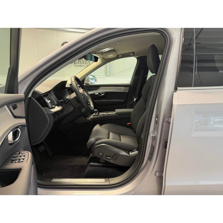 VOLVO XC90 B5 2.0L 250+14 HP AT8 AWD CORE (benzín) s01-55905