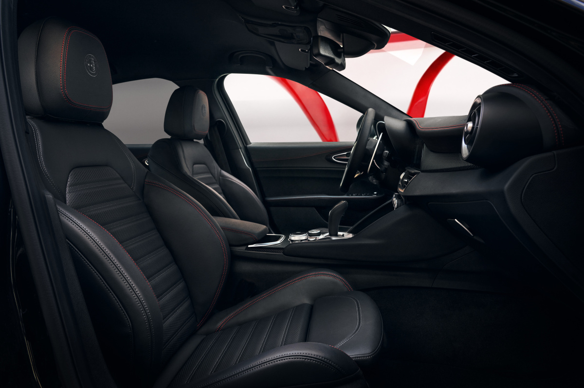 Alfa Romeo představuje nový paket Performance určený pro modely Giulia a Stelvio