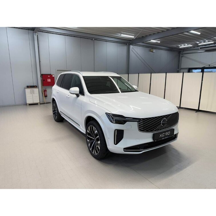 VOLVO XC90 B5 2.0L 250+14 HP AT8 AWD PLUS Bright (benzín) s01-55903