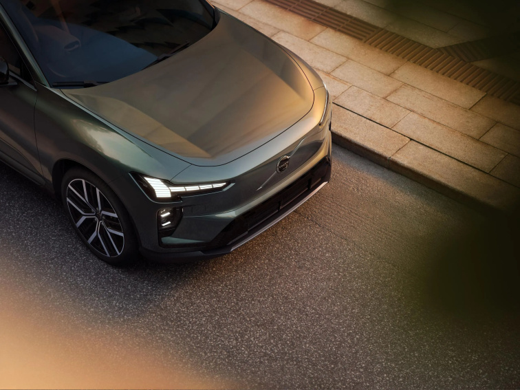 Seznamte se s novým plně elektrickým Volvem EX60: vozem, který mění pravidla hry