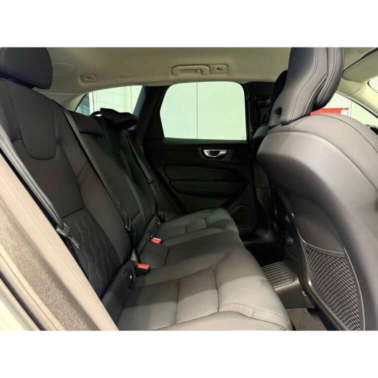 VOLVO XC60 T6 AWD RECHARGE 2.0L 253+145 HP PLUS Dark s01-56105