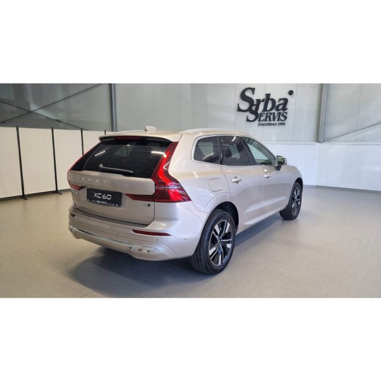 VOLVO XC60 B5 2.0L 250+14 HP AT8 AWD PLUS Bright (benzín) s01-55714