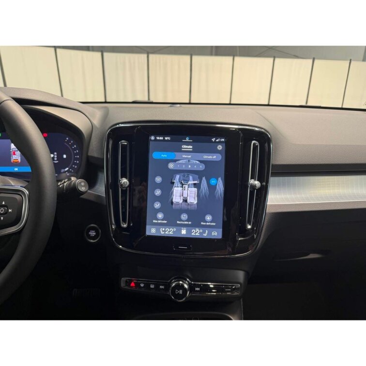 VOLVO XC40 B3 2.0L 163 HP AT7 FWD CORE s01-55947