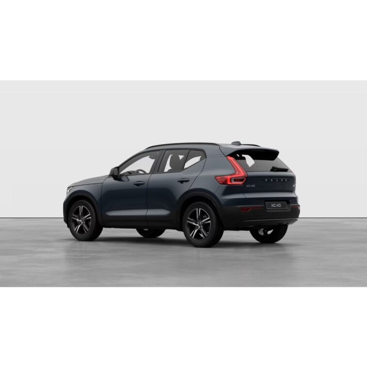 VOLVO XC40 B3 2.0L 163 HP AT7 FWD CORE s01-55944