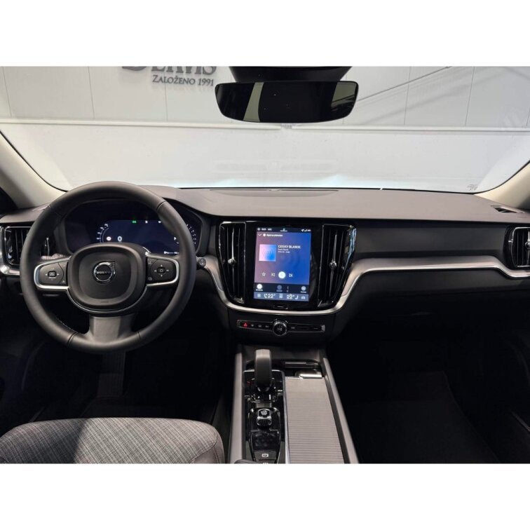 VOLVO V60 B4 2.0L 197+14 HP AT7 FWD CORE (benzín) s01-55978