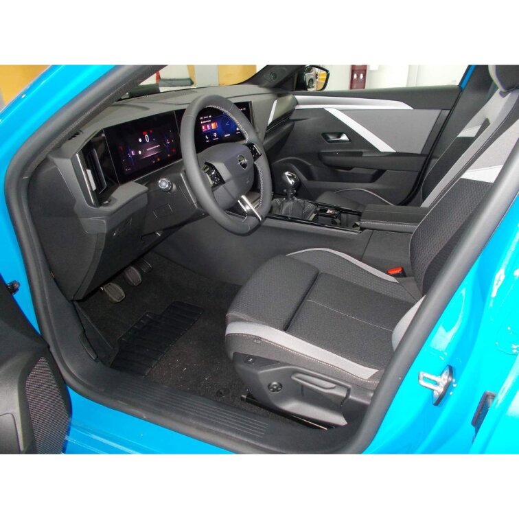 OPEL ASTRA Edition ST 1.2 TURBO (96kW/130k) MT6 s03-55824