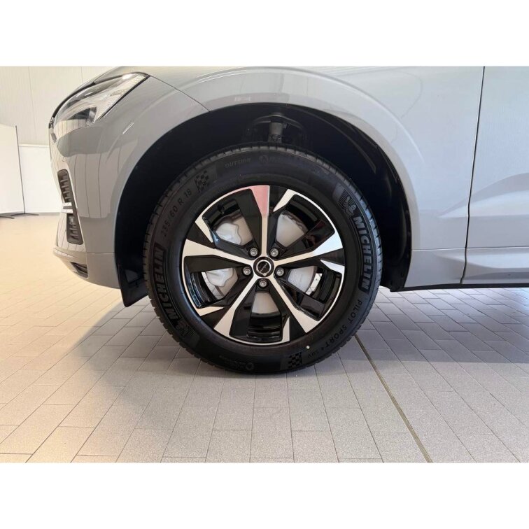 VOLVO XC60 B5 2.0L 250+14 HP AT8 FWD CORE (benzín) s01-55962
