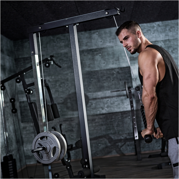 Lat Pull-Down Station in White/Black