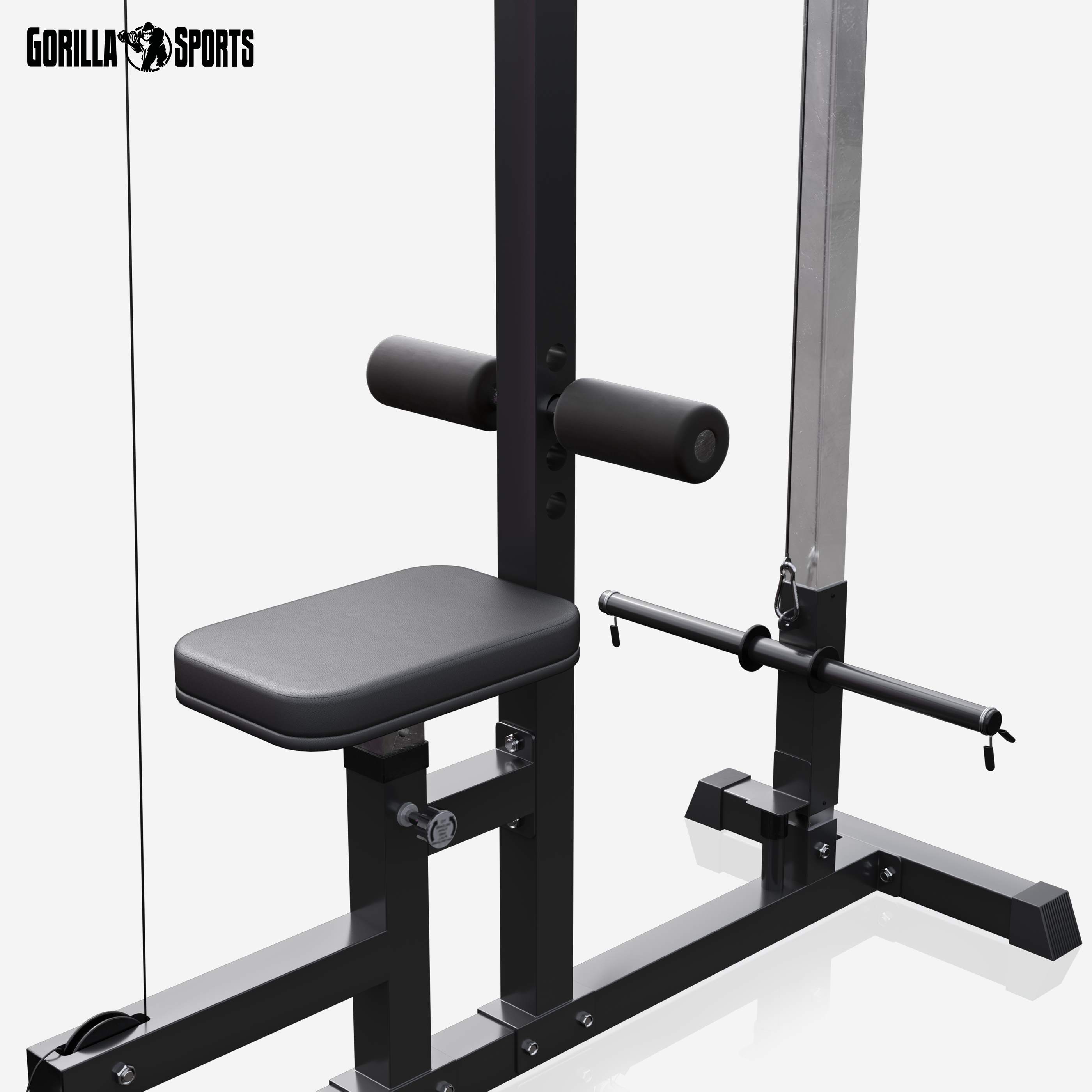 Lat Pull-Down Station in White/Black