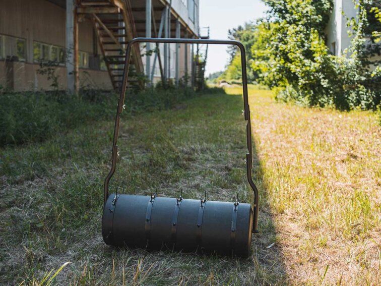 Zahradní válec CAPO 50 cm, černý