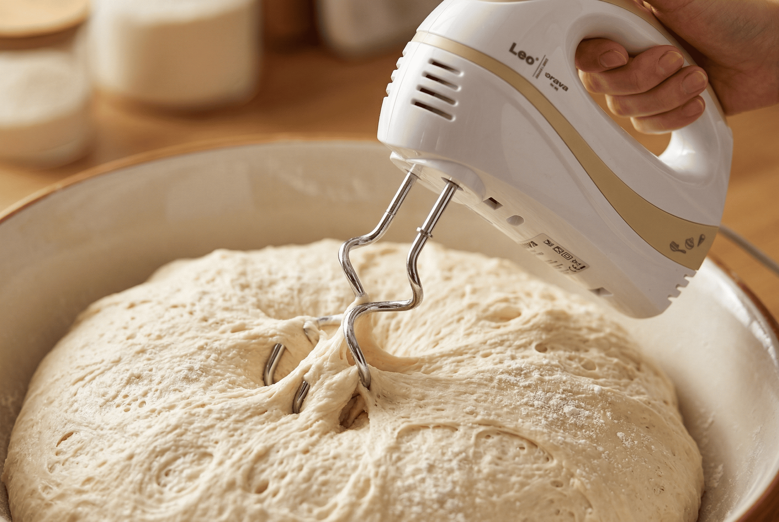 Orava SL-109 - Elektrický ručný šľahač