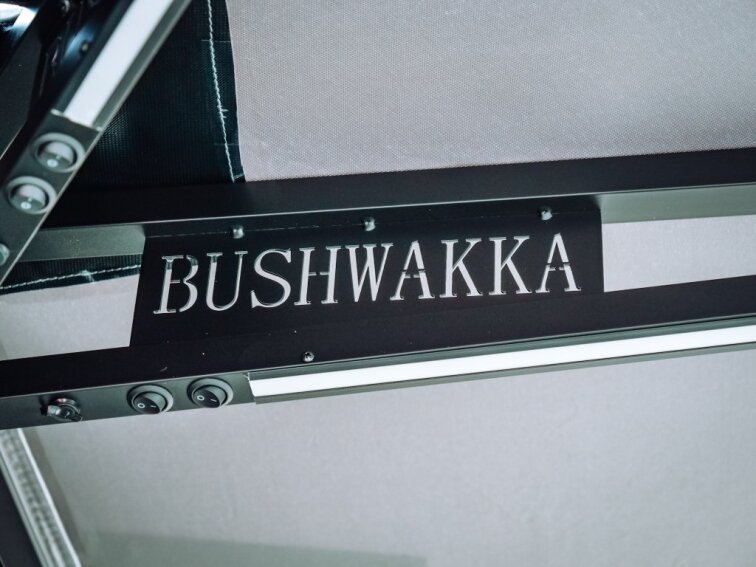 Markýza Bushwakka 270 Extreme Mini Darkness 1,8