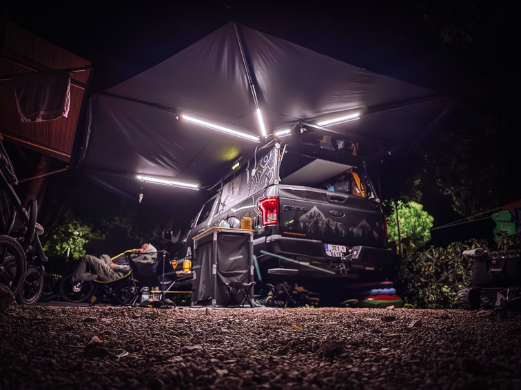 Markýza Bushwakka 270 Extreme Darkness