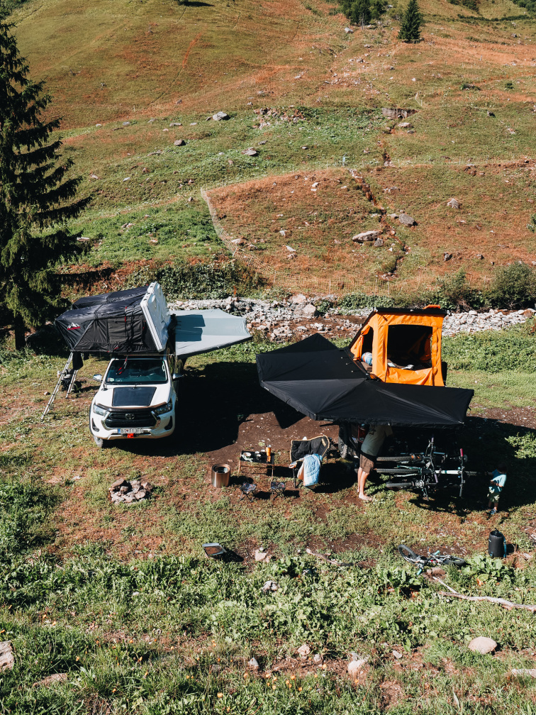 Markýza Bushwakka 270 Extreme Darkness