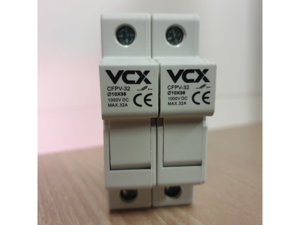 Pojistkový odpojovač VCX (2pól 32 A, 1000 V DC)