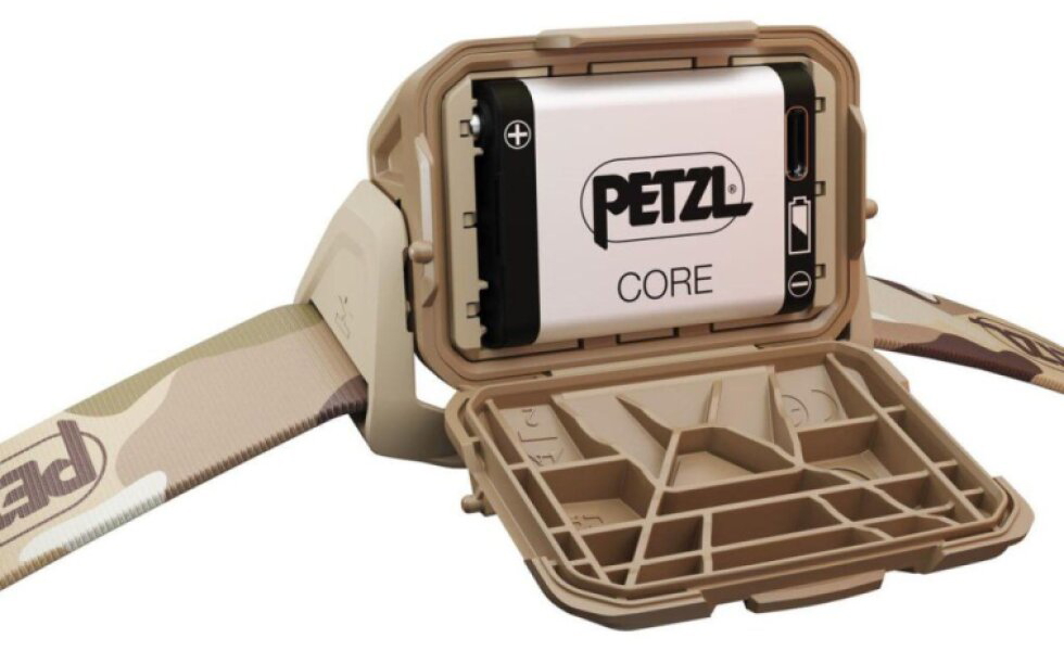 Čelovka Petzl Petzl Aria 2R RGB Multicam