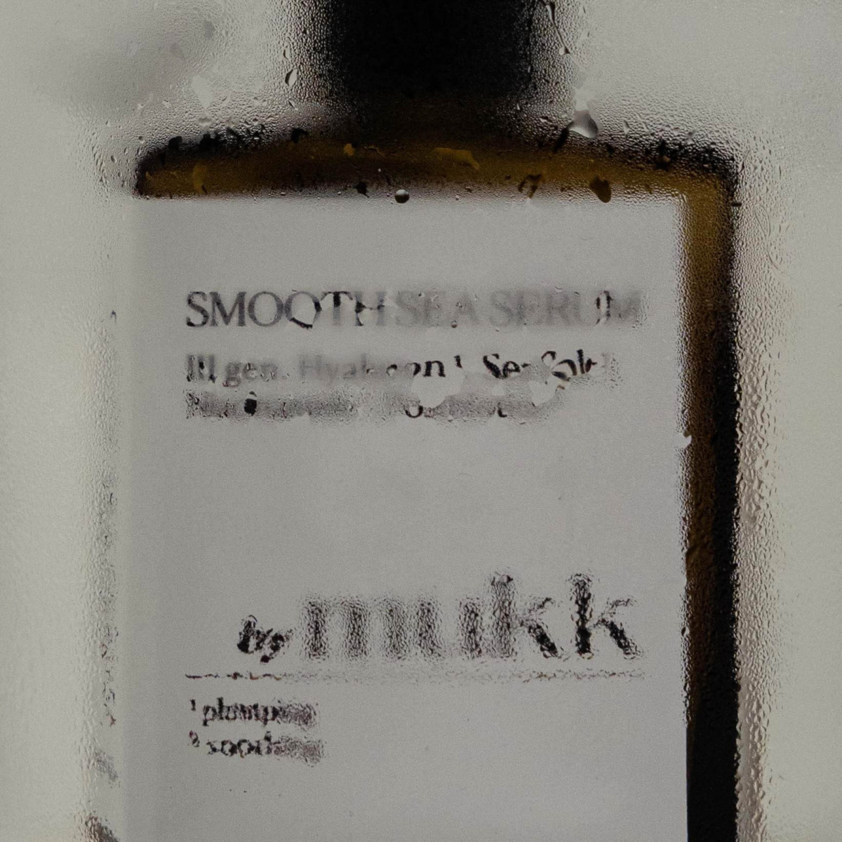 By Mukk VYHLAZUJÍCÍ MOŘSKÉ SÉRUM SMOOTH SEA SERUM