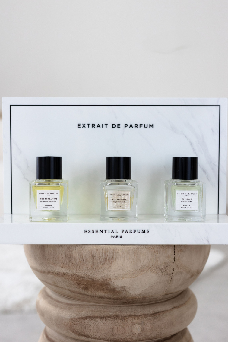 <img src="URL_OBRÁZKU" alt="Essential Parfums The Musc Extrait de Parfum – unisex vůně s pižmem, santalem a skořicí, 30 ml">