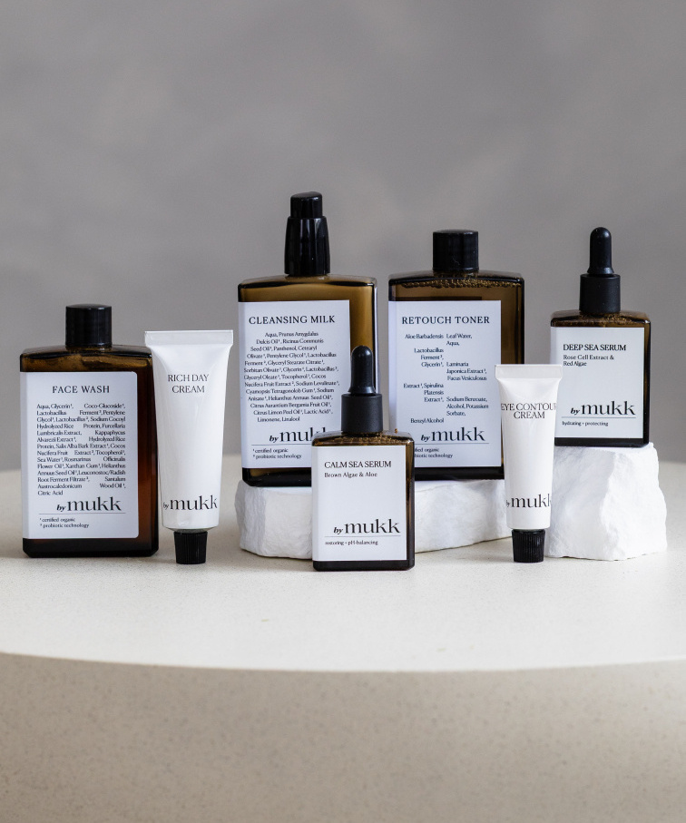 By Mukk ČISTICÍ PLEŤOVÉ MLÉKO CLEANSING MILK