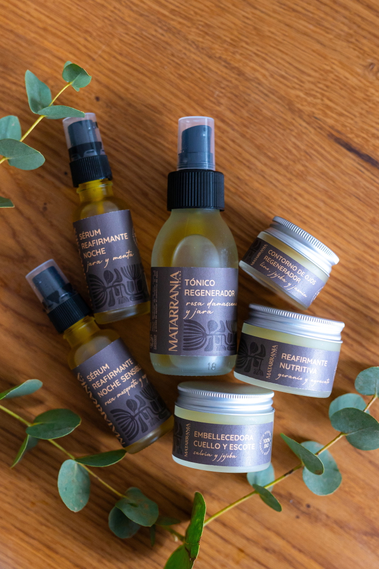 Matarrania Eterna Noční zpevňující sérum pro citlivou pleť 100 % bio