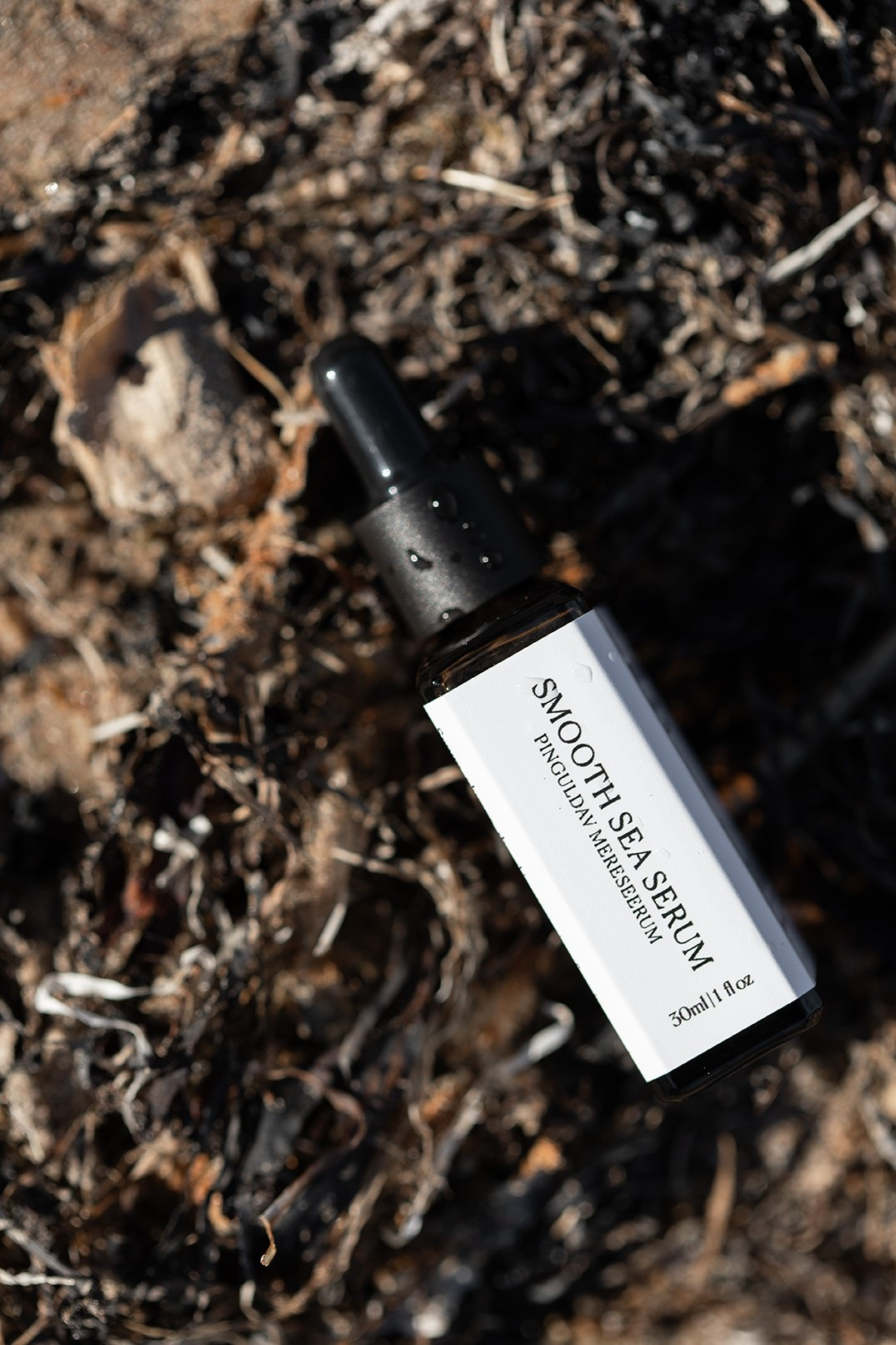 By Mukk VYHLAZUJÍCÍ MOŘSKÉ SÉRUM SMOOTH SEA SERUM
