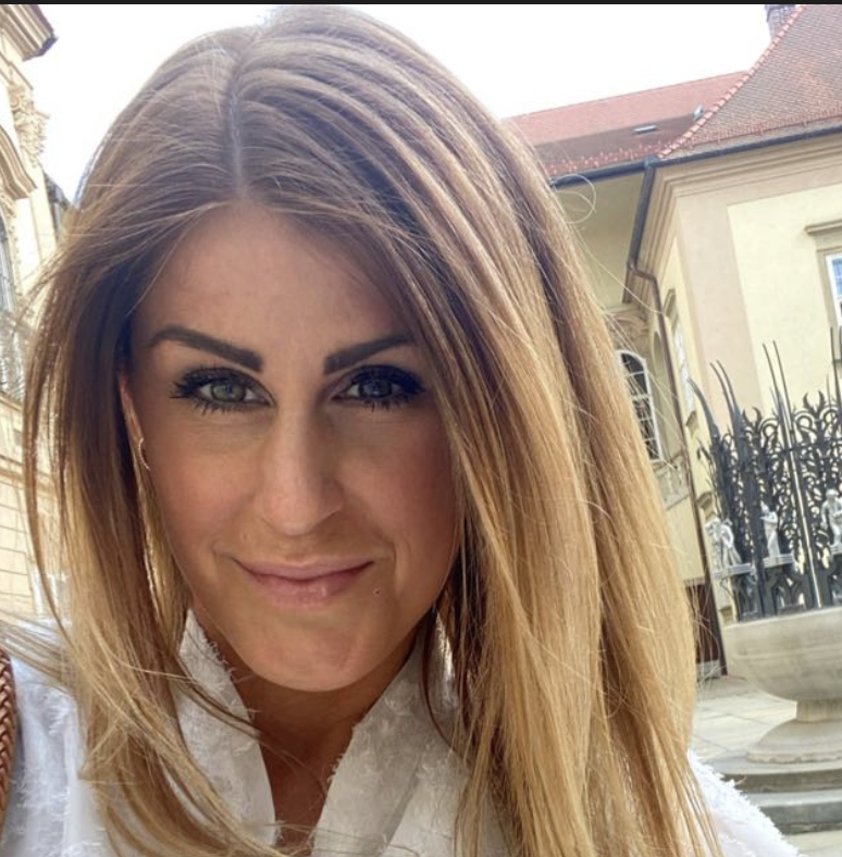 „Sole Sensitiv je pasta, která nezpůsobí štípání ani podráždění – slaná nota dodá pocit svěžesti a zároveň je vidět, že pastu Dr. Hauschka tvořili s ohledem na citlivé ústní potřeby.“ — Alena, DotekSlunce.com