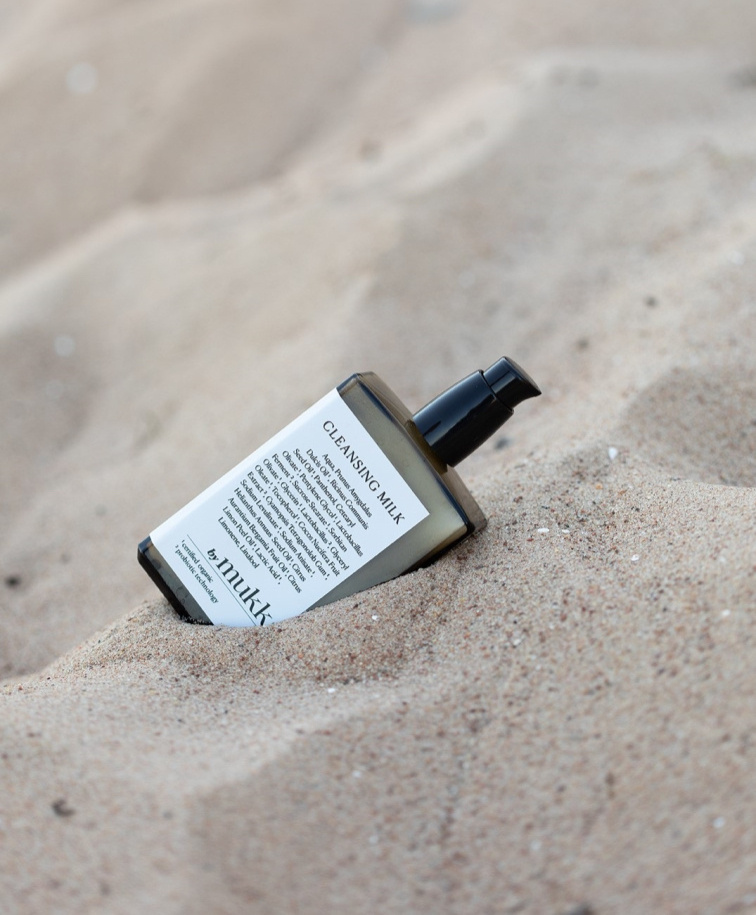 By Mukk ČISTICÍ PLEŤOVÉ MLÉKO CLEANSING MILK