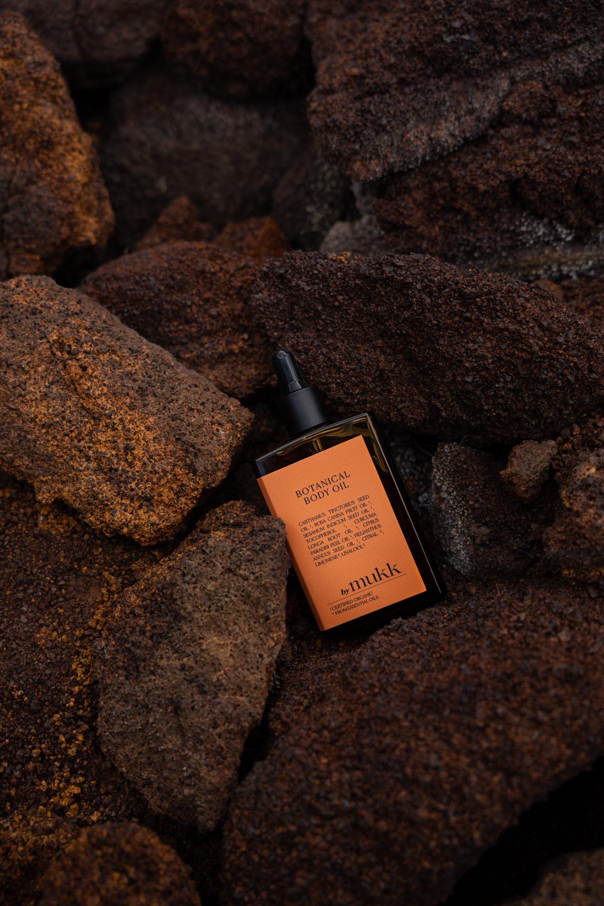 By Mukk TĚLOVÝ OLEJ BOTANICAL BODY OIL