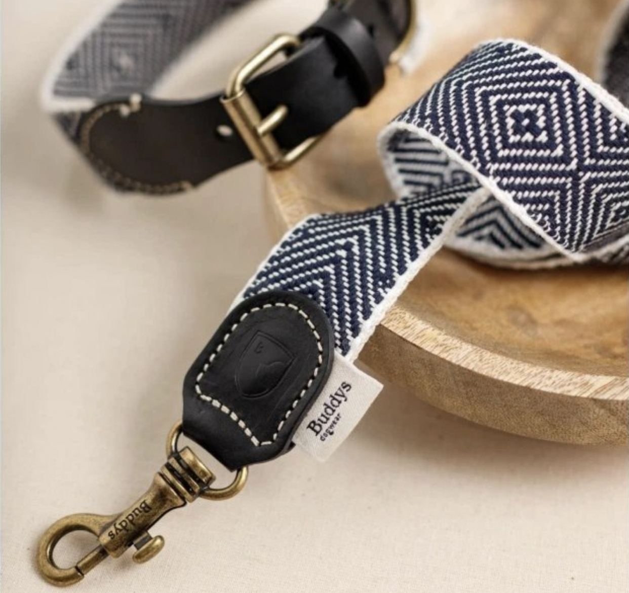 Vodítko pro psy Buddys Capri černé nastavitelné