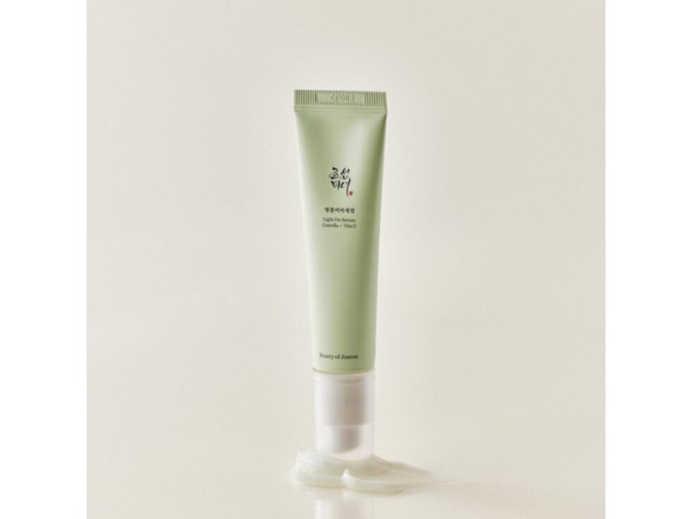BEAUTY OF JOSEON - LIGHT ON SERUM CENTELLA + VITA C - Rozjasňující a zklidňující sérum s vitaminem C a centellou pro sjednocený tón pleti 30 ml