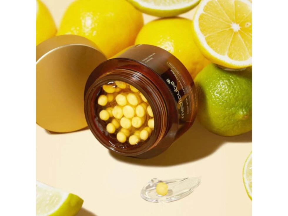 MEDICUBE - DEEP VITA C CAPSULE CREAM - Rozjasňující pleťový krém s mikro kapsulemi vitamínu C 50 ml