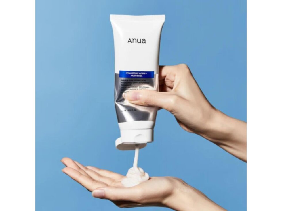 ANUA - 8 HYALURONIC ACID HYDRATING GENTLE FOAMING CLEANSER - Jemná hydratační čisticí pěna s 8 druhy kyseliny hyaluronové 150 ml