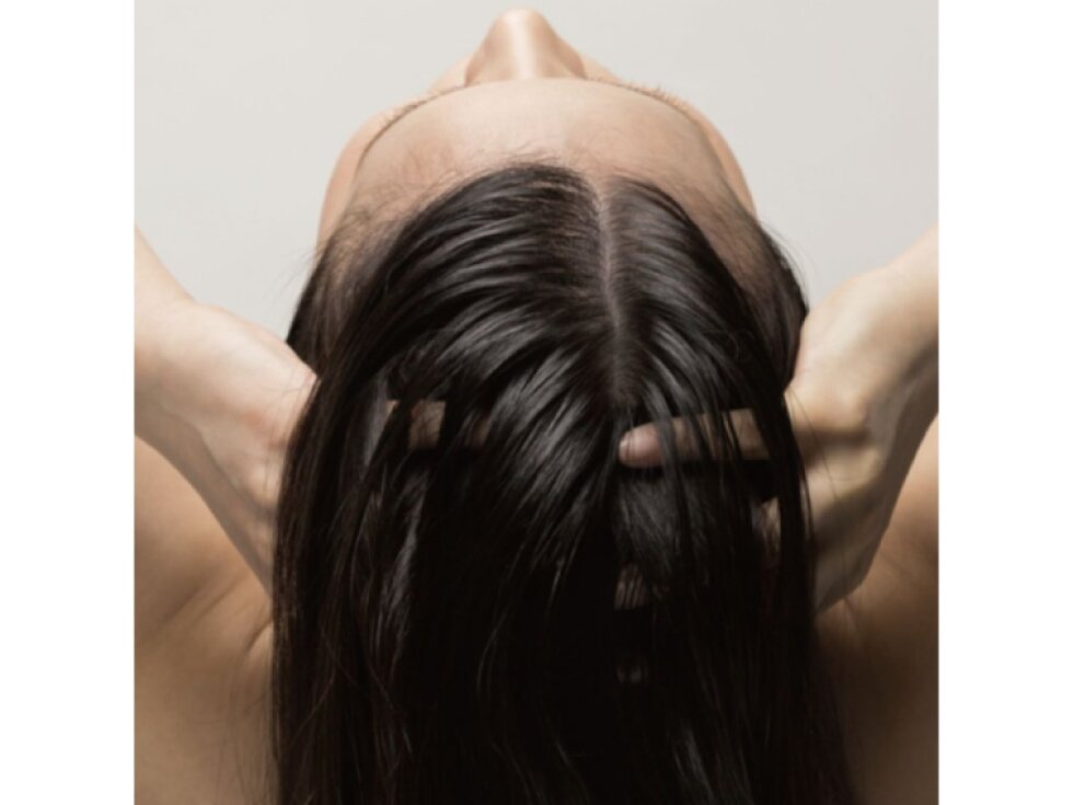 British M - Ginger Deep Cleanser - Hloubkově čisticí peelingový gel pro zdravou a vyváženou pokožku hlavy 20 ml 1 ks VZOREK