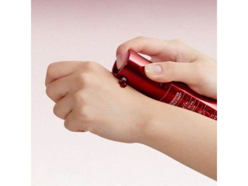 VT - RED BOOSTER REEDLE SHOT 100 - Intenzivní regenerační booster s Dragon’s Blood, CICA a Reedle technologiíi 50 ml