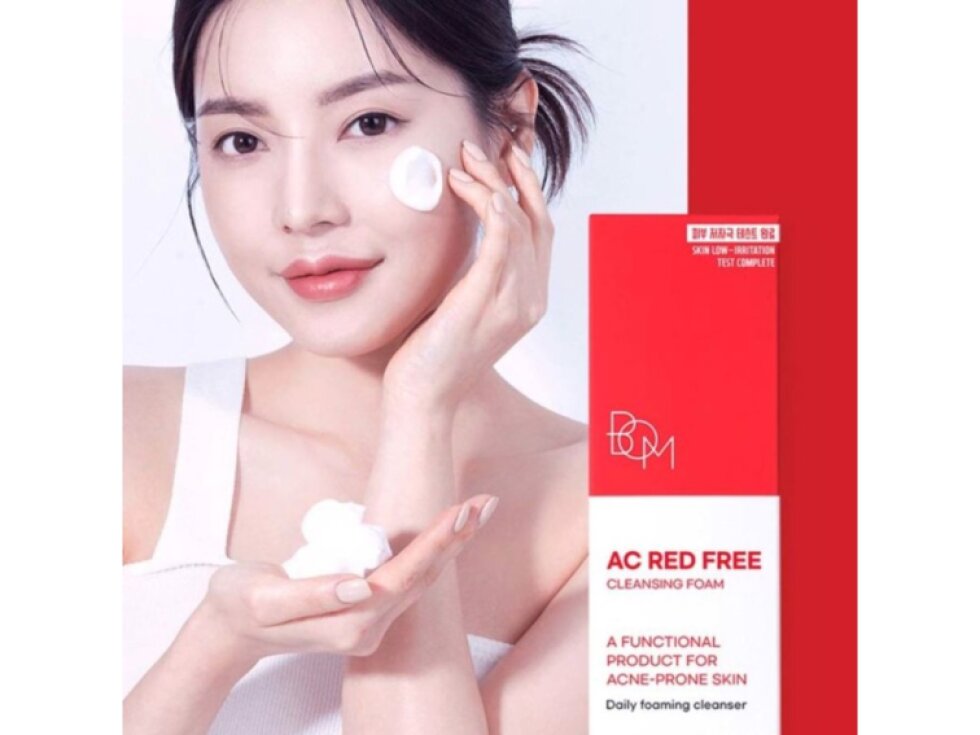 B.O.M. -AC RED FREE CLEANSING FOAM - Čisticí pěna s kyselinou salicylovou a Centellou 150 ml