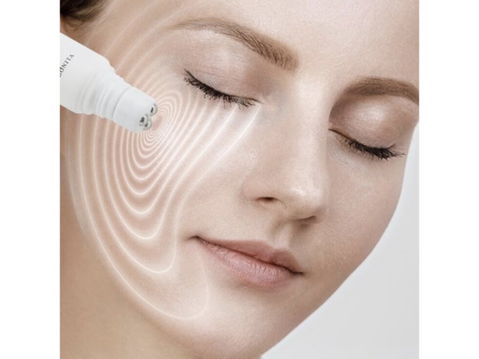 LA BONITA - NMN ROLLER EYE CREAM - Luxusní oční krém s NMN komplexem, peptidy a chladivým rollerem 2 x 30 ml