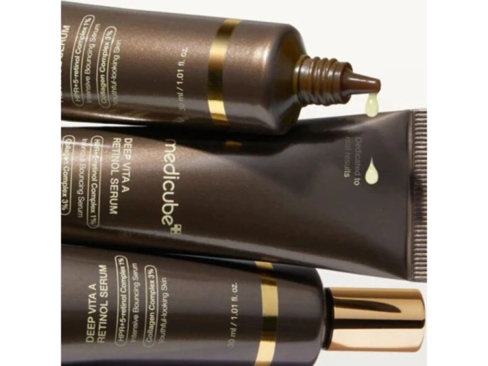 MEDICUBE - DEEP VITA A RETINOL SERUM - Intenzivní retinolové sérum pro obnovu, vyhlazení a omlazení pleti 30 ml