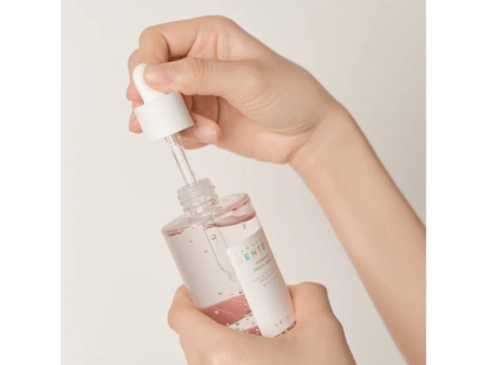 SKIN1004 - MADAGASCAR CENTELLA POREMIZING FRESH AMPOULE - Zklidňující a stahující pleťová ampule na póry 100 ml