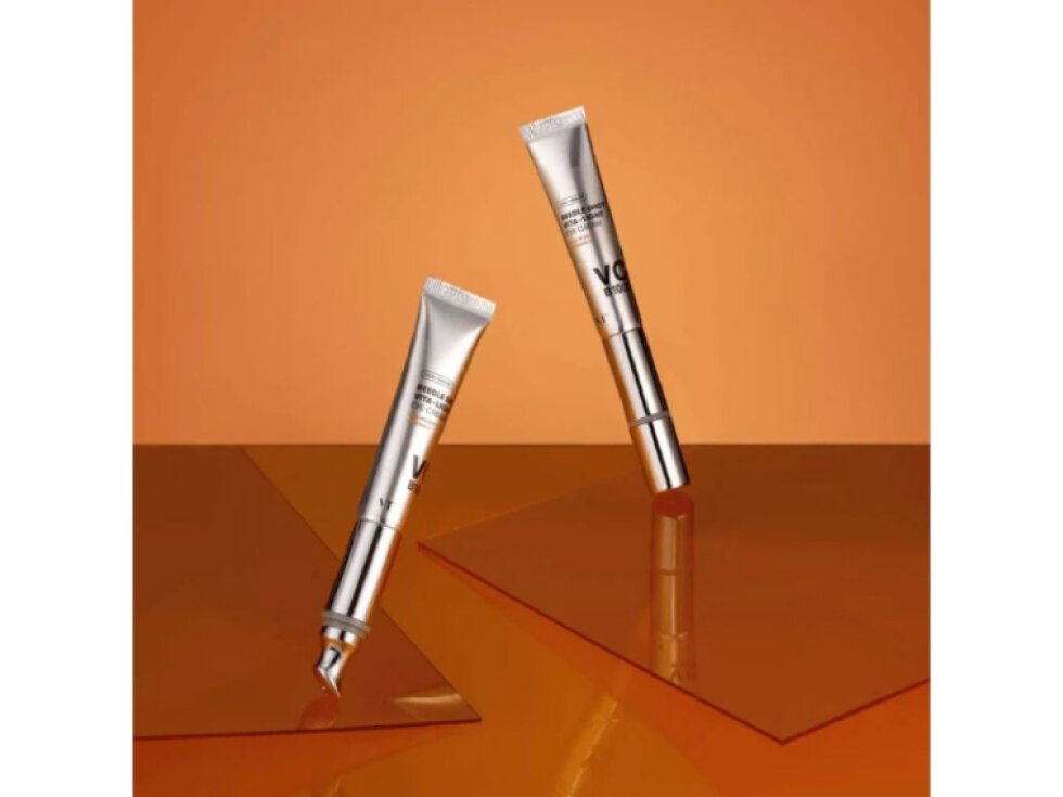 VT - REEDLE SHOT VITA-LIGHT EYE CREAM - Rozjasňující oční krém s vitamínovým komplexem a CICA REEDLE™i 15 ml