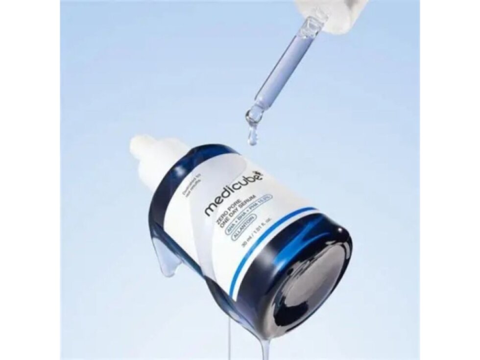 MEDICUBE - ZERO PORE ONE DAY SERUM - Intenzivní exfoliační sérum pro čisté póry a hladkou pleť 30 ml