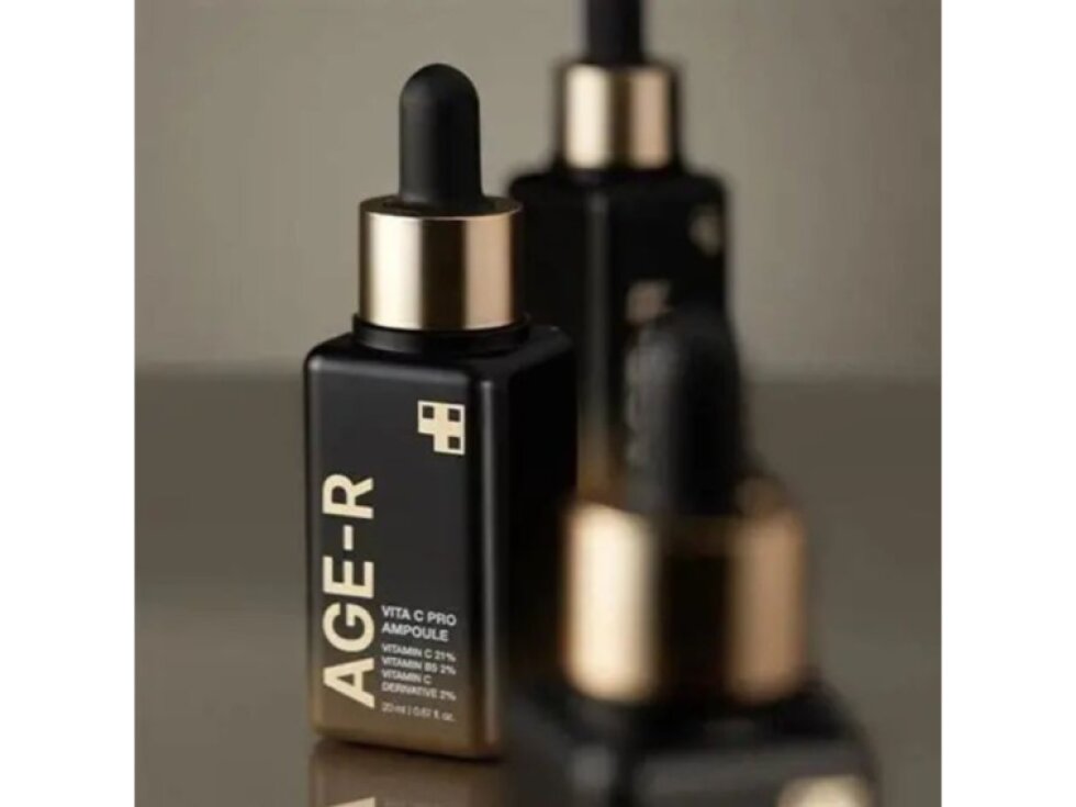 MEDICUBE - AGE-R VITA C PRO AMPOULE - Intenzivní rozjasňující sérum s vitamínem C a antioxidanty 20 ml