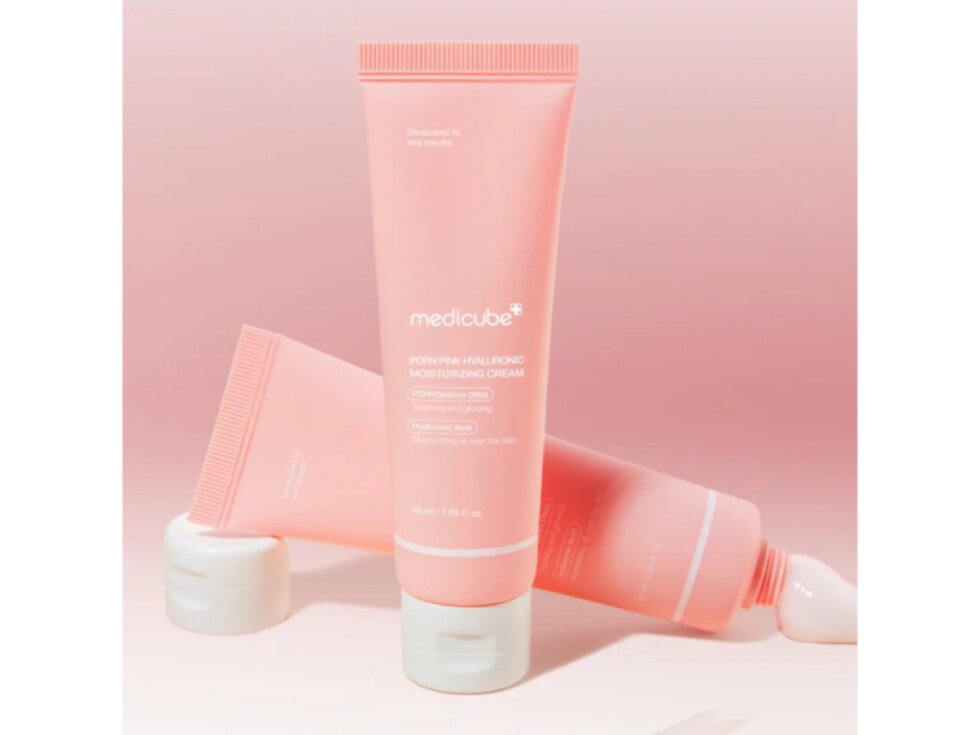 MEDICUBE - PDRN PINK HYALURONIC MOISTURIZING CREAM - Intenzivní hydratační krém s PDRN a 10 typy kyseliny hyaluronové 50 ml