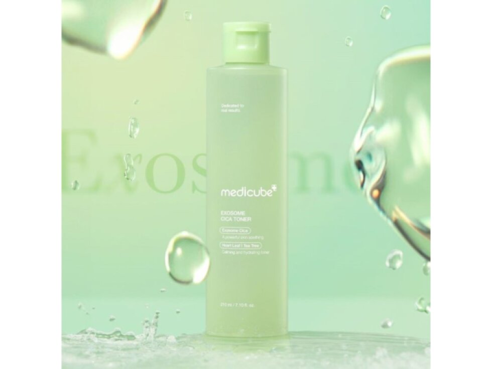 MEDICUBE - EXOSOME CICA TONER - Zklidňující pleťový toner s exosomy, CICA a tea tree 210 ml