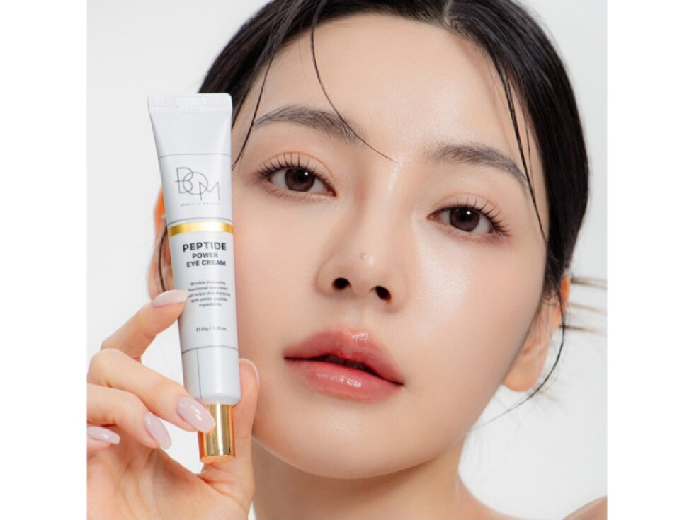 B.O.M. - PEPTIDE POWER EYE CREAM - Luxusní protivráskový oční krém s peptidy a 24k zlatem 30 g