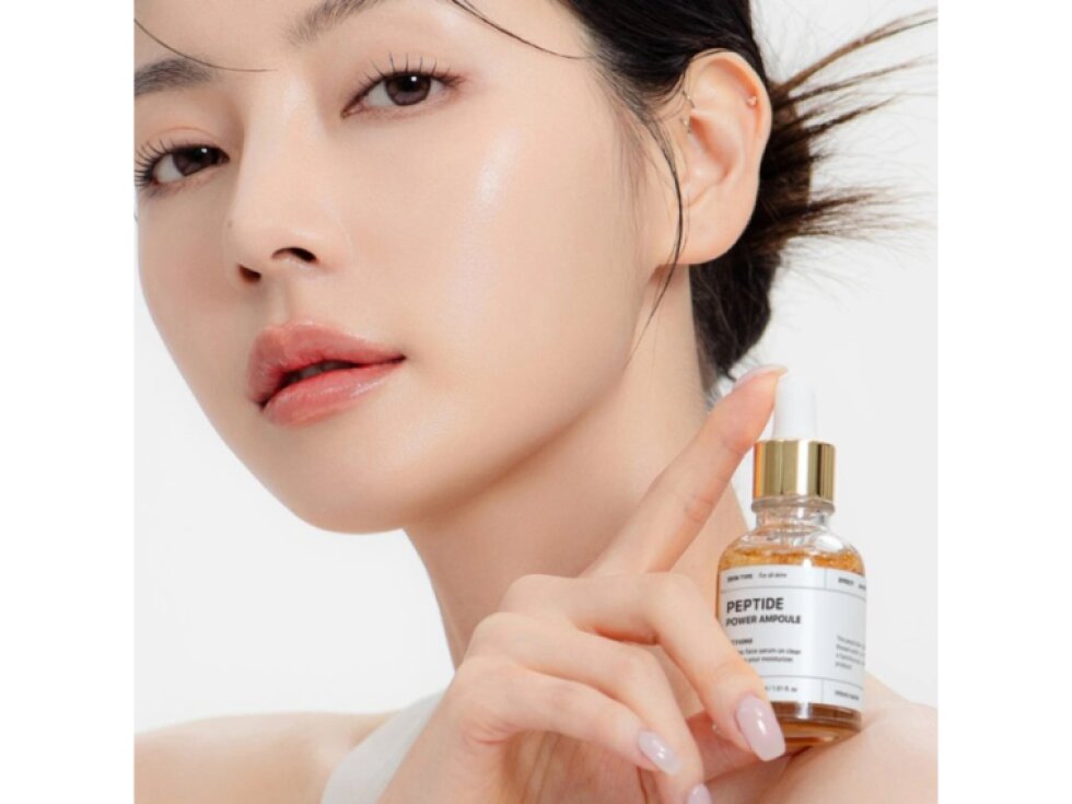 B.O.M. - PEPTIDE POWER AMPOULE - Protivráskové sérum s peptidy a 24k zlatem 30 ml