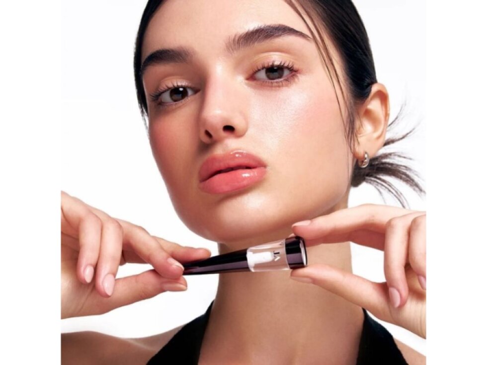 VT - REEDLE SHOT LIP PLUMPER EXPERT - Silně zvětšující lesk na rty s intenzivním mikroneedling efektem 4,3 g